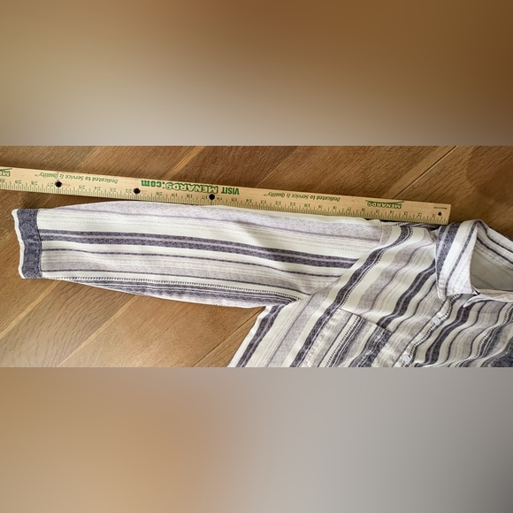 Astylish Women’s XXL V Neck Striped Roll up Sleeve Button Down Blouse Top
IN0166 - Picture 9 of 11